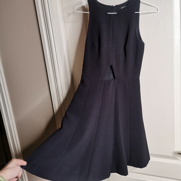 dress - Picture 5 of 5